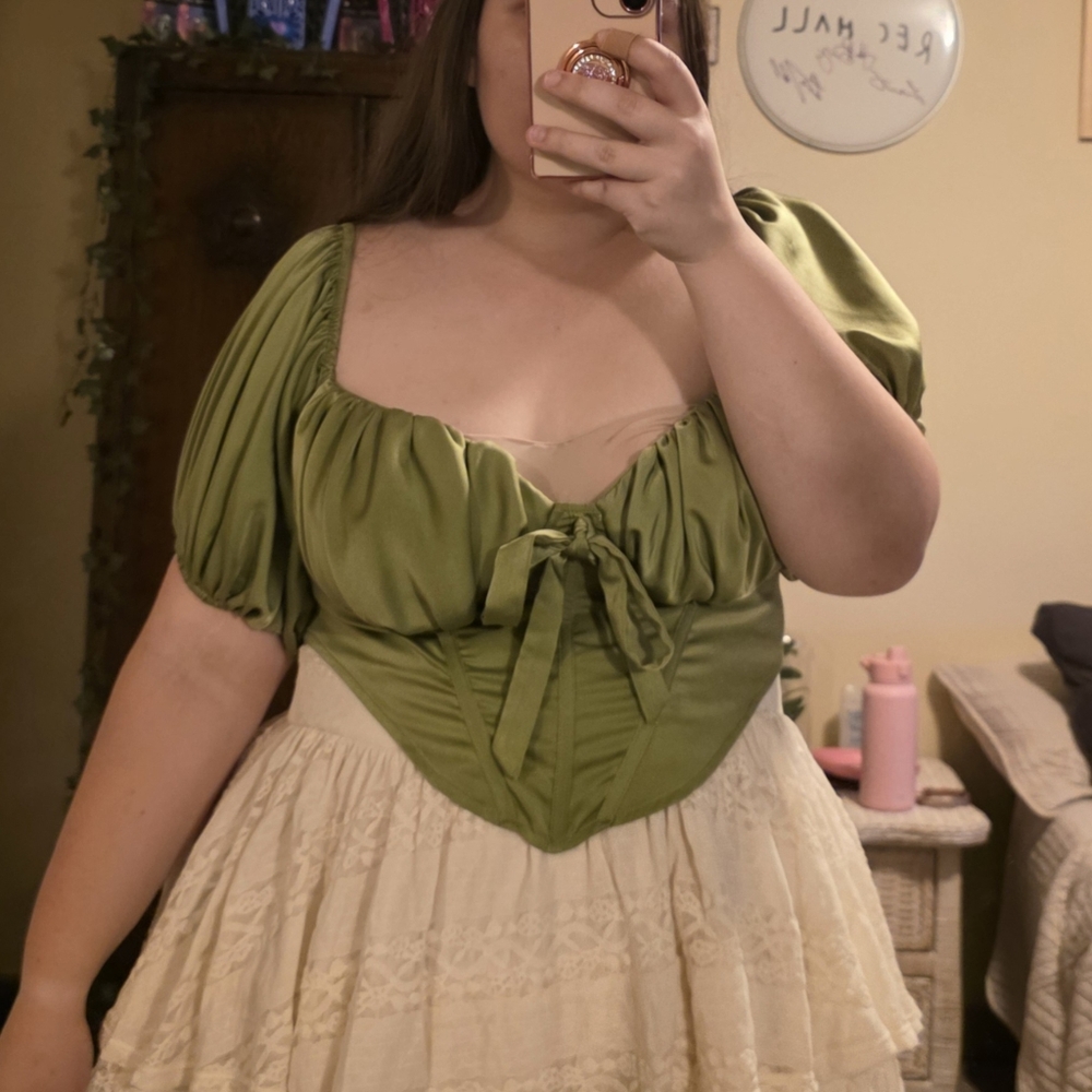 SHEIN Green Crop Top
